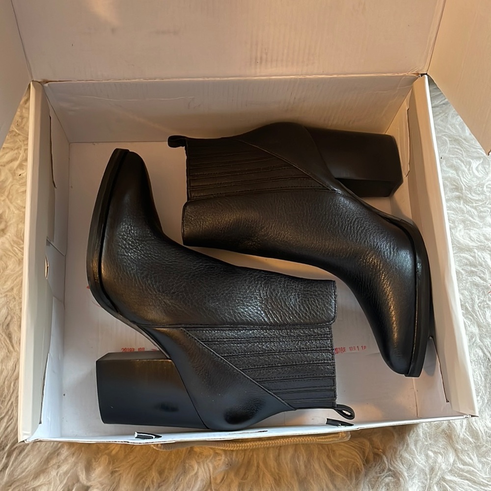 Marc Fisher Boots Leather - Never Worn